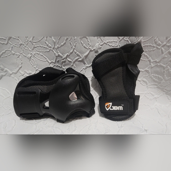 JBM Protective Gear - Picture 5 of 5